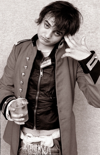 Pete Doherty Gun Pose.